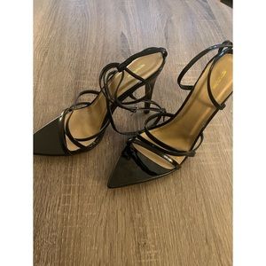 Pretty little thing - pointed toe sandal heel